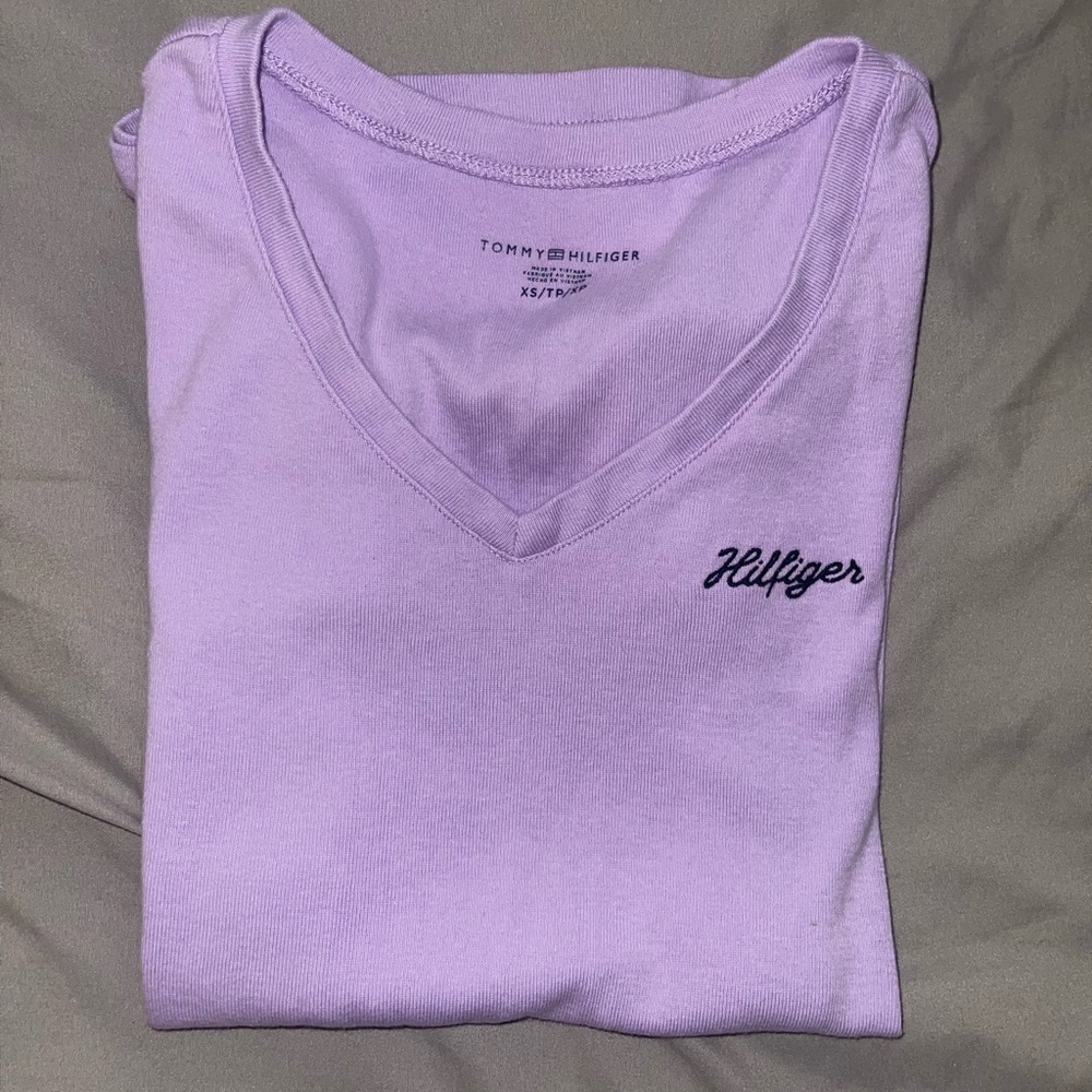 NWOT Tommy Hilfiger Women’s V Neck Top Size XS